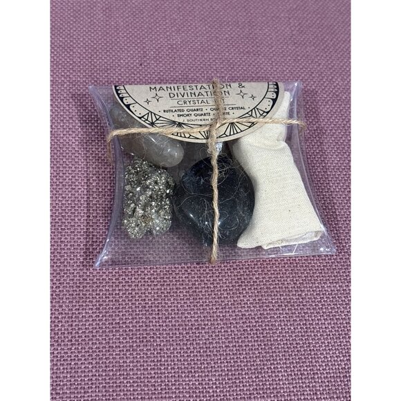 J. Southern Studio Manifestation & Divination Crystal Ritual Kit New - Picture 2 of 5